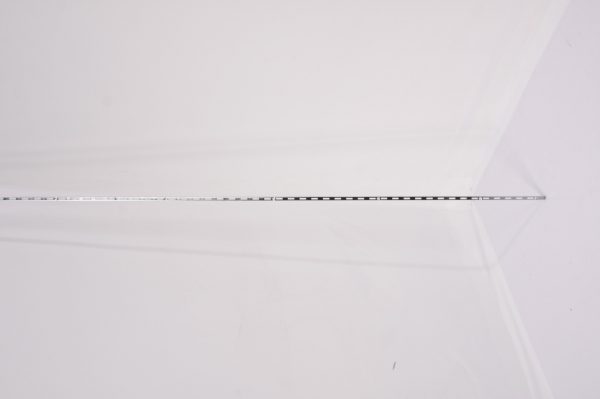 Cremallera cromo perforado simple 1x0,8x1cm 2,4m